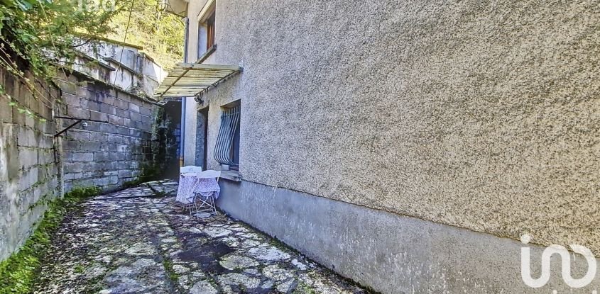 Town house 5 rooms of 139 m² in Cahors (46000)