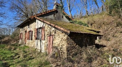 House 3 rooms of 100 m² in Leynhac (15600)