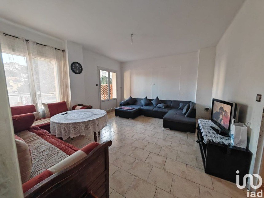 Appartement 3 pièces de 67 m² à Toulon (83200)