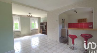 Traditional house 5 rooms of 87 m² in Lisieux (14100)
