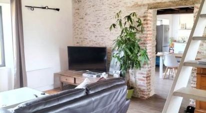 House 6 rooms of 195 m² in Saint-Mathurin (85150)