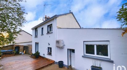 House 4 rooms of 83 m² in CHEMILLÉ (49120)