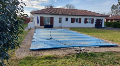 House 5 rooms of 118 m² in Saint-Jean-d'Illac (33127)
