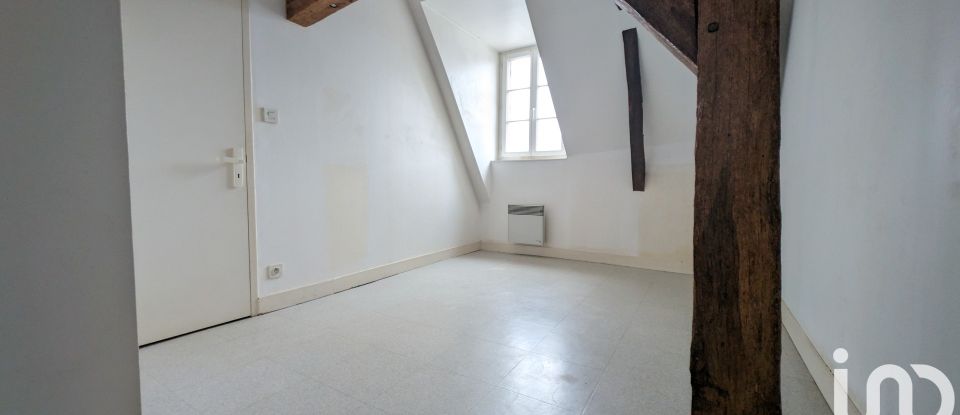 Building in Nouzilly (37380) of 106 m²