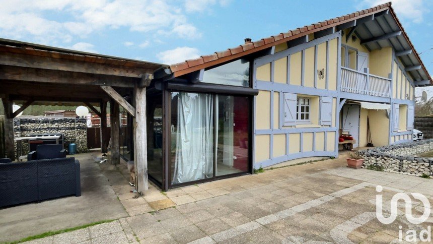 Maison traditionnelle 7 pièces de 181 m² à Commensacq (40210)