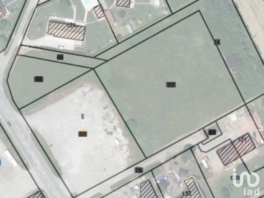 Terrain de 13 000 m² à Monbéqui (82170)