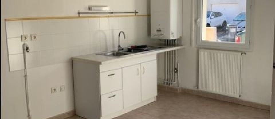 Appartement 3 pièces de 68 m² à Vergèze (30310)
