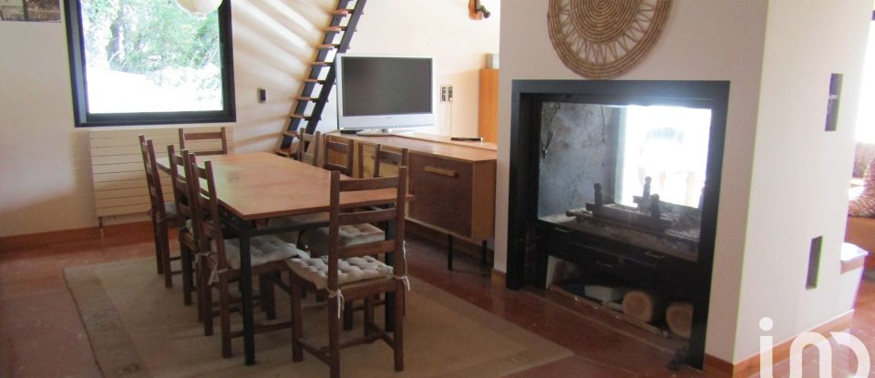 Maison traditionnelle 6 pièces de 163 m² à Allemagne-en-Provence (04500)