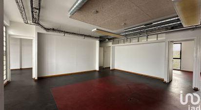 Commercial walls of 771 m² in Saint-Denis (97400)
