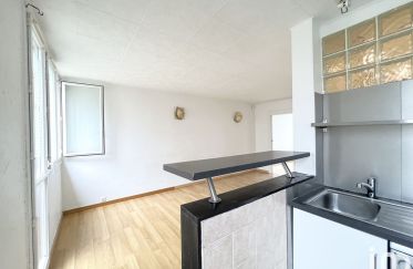 Appartement 3 pièces de 55 m² à Noisy-le-Grand (93160)