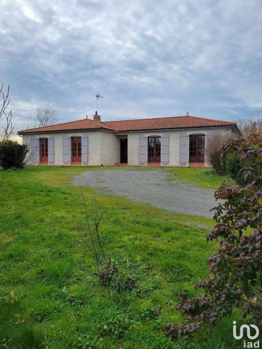 Maison 5 pièces de 160 m² à La Caillère-Saint-Hilaire (85410)
