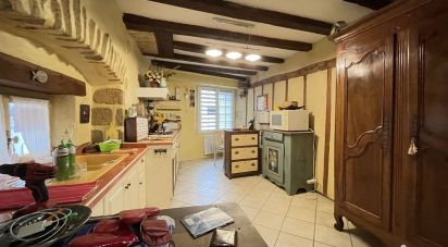 House 4 rooms of 91 m² in Le Dorat (87210)
