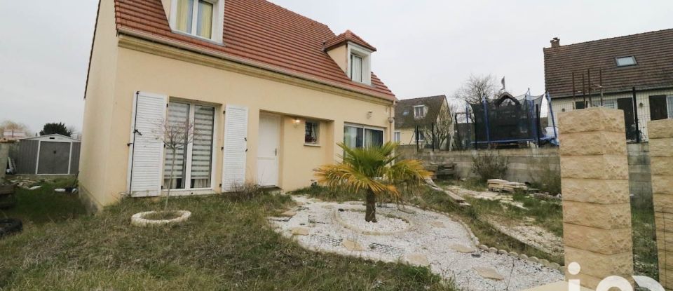 Traditional house 6 rooms of 118 m² in Mouroux (77120)