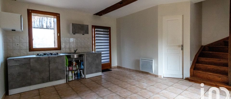 House 6 rooms of 102 m² in Le Malesherbois (45330)