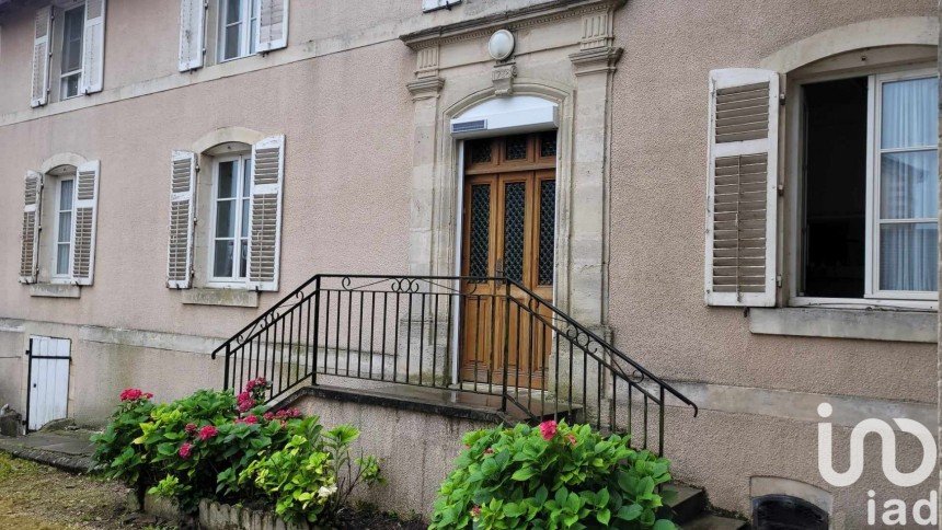 House 5 rooms of 169 m² in Mandres-en-Barrois (55290)