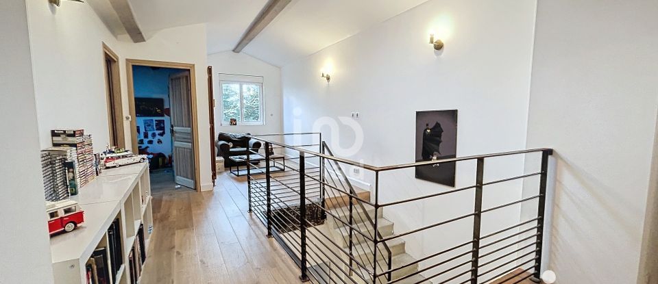 Maison 5 pièces de 176 m² à Aussonne (31840)