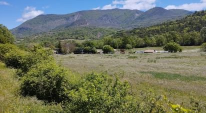 Land of 627 m² in Thoard (04380)