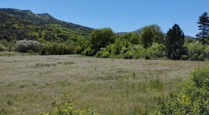 Land of 627 m² in Thoard (04380)