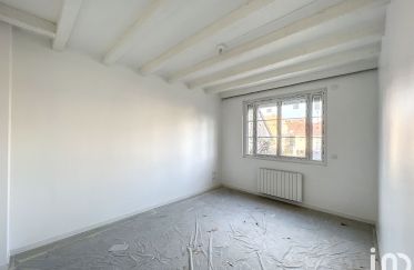 Apartment 1 room of 27 m² in Noiseau (94880)