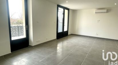 Apartment 4 rooms of 95 m² in Sainte-Cécile-les-Vignes (84290)