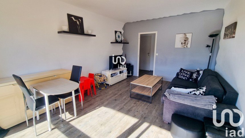 Appartement 2 pièces de 50 m² à Fréjus (83600)