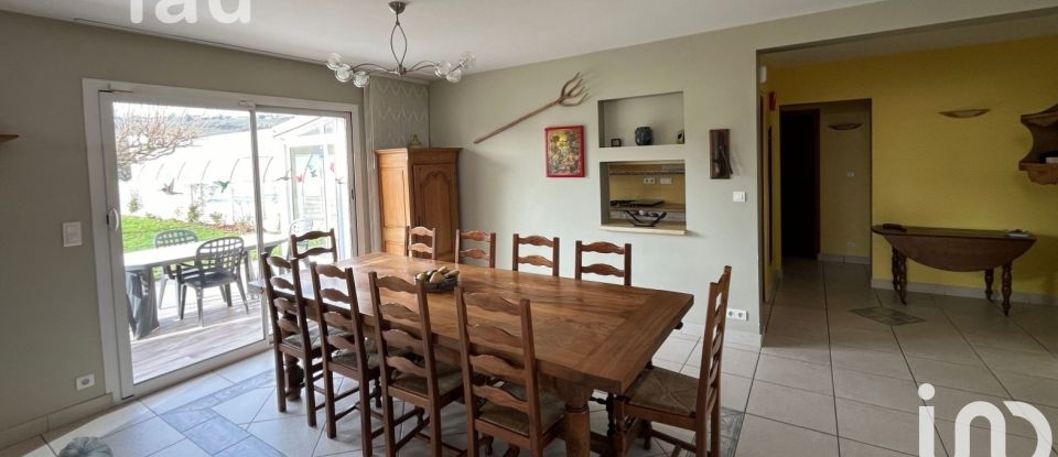 Traditional house 6 rooms of 170 m² in Azy-sur-Marne (02400)
