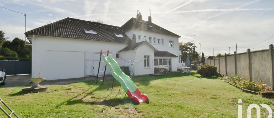 Maison de village 10 pièces de 230 m² à Le Neubourg (27110)