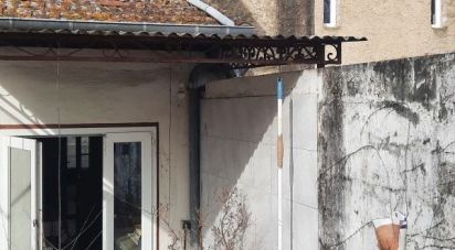 House 7 rooms of 200 m² in Aire-sur-l'Adour (40800)