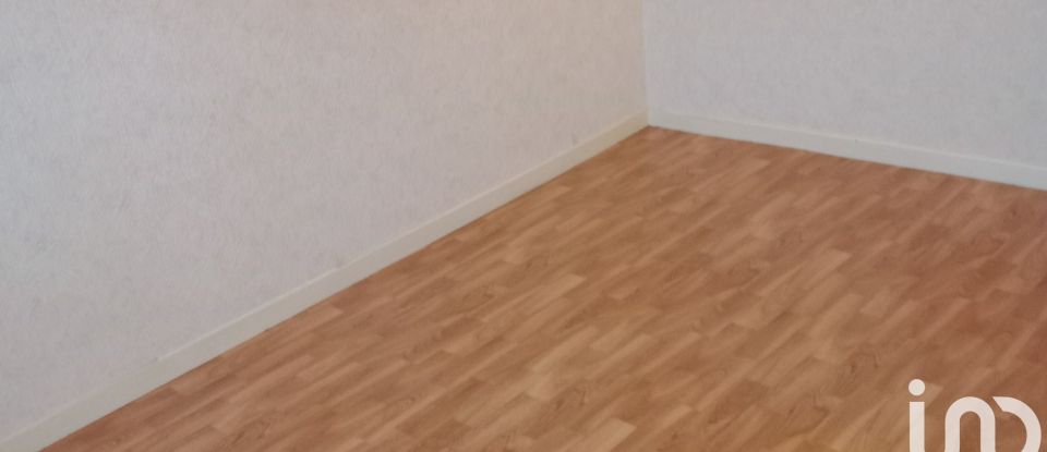 Apartment 5 rooms of 93 m² in Châteauroux (36000)