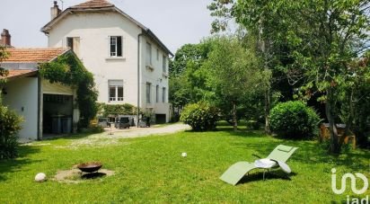 House 5 rooms of 142 m² in Laloubère (65310)