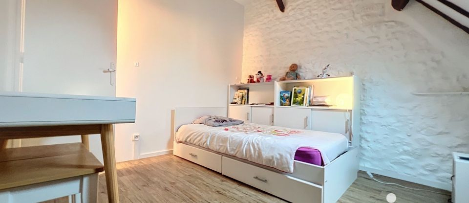 Apartment 5 rooms of 89 m² in Brie-Comte-Robert (77170)