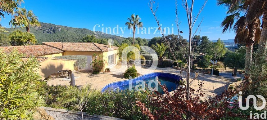 Traditional house 7 rooms of 183 m² in Bandol (83150)