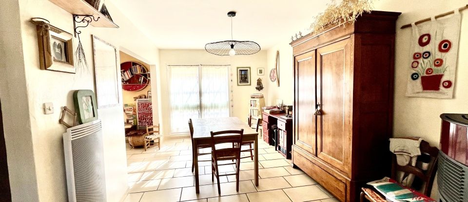 House 5 rooms of 102 m² in Narbonne (11100)