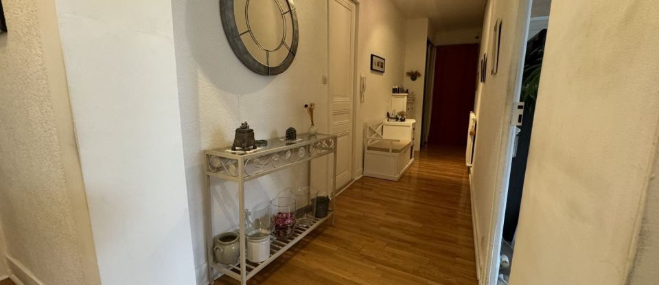 Apartment 4 rooms of 95 m² in Saint-Étienne (42000)