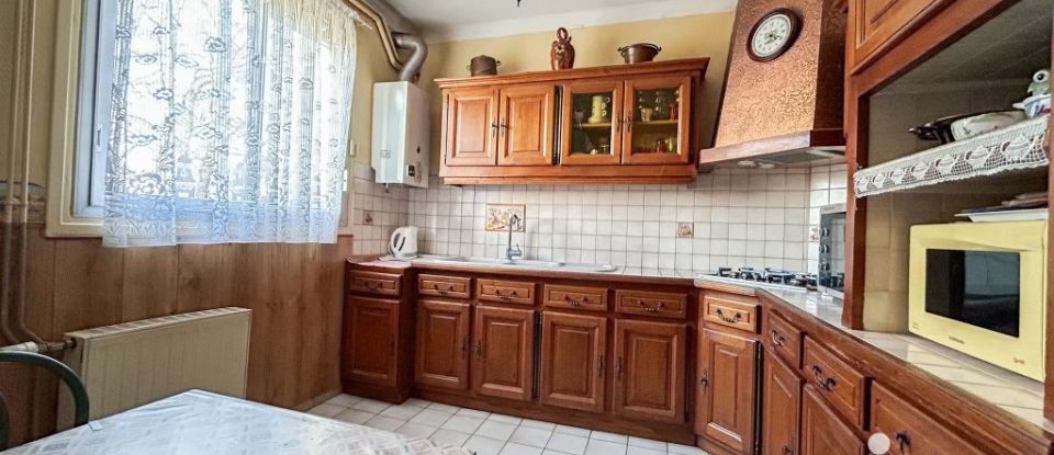 House 6 rooms of 182 m² in Montauban (82000)