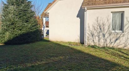 House 5 rooms of 104 m² in Agnos (64400)