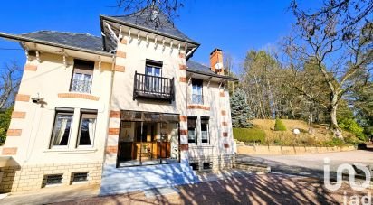 Mansion 8 rooms of 223 m² in Broye (71190)