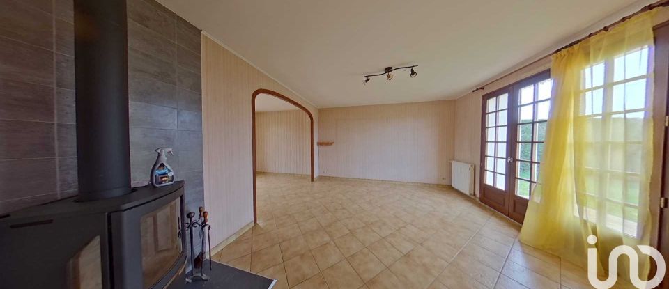 Maison traditionnelle 5 pièces de 91 m² à Mauges-sur-Loire (49410)