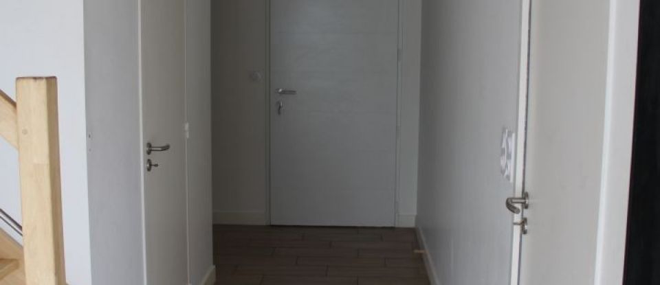 House 5 rooms of 106 m² in Montreuil-Juigné (49460)