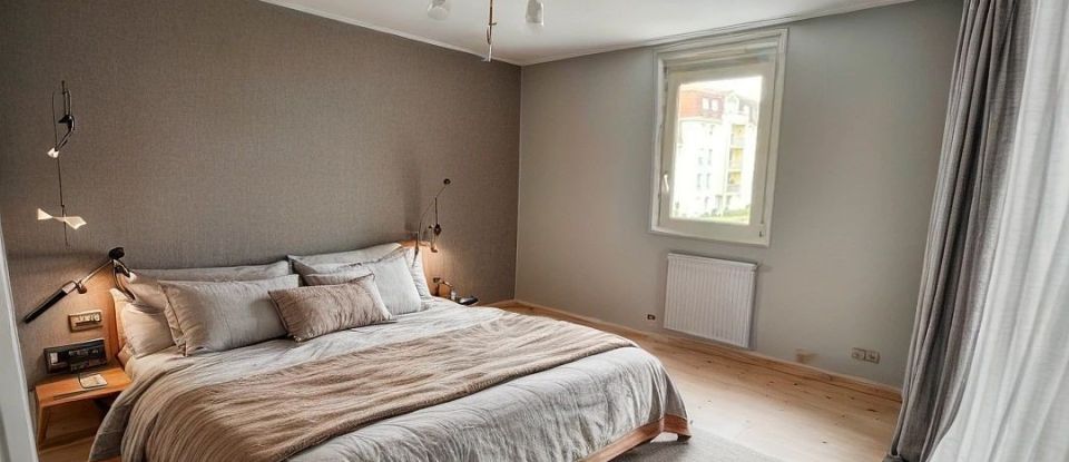 Apartment 4 rooms of 92 m² in Arras (62000)
