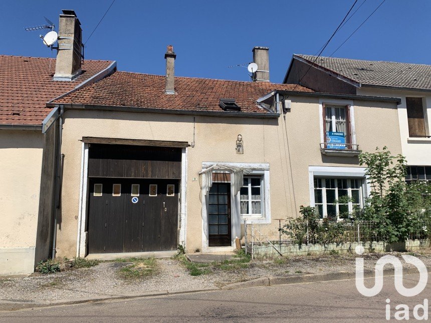 Village house 5 rooms of 134 m² in Haute-Amance (52600)