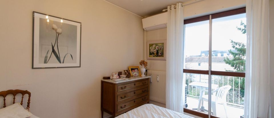 Apartment 4 rooms of 96 m² in Châlons-en-Champagne (51000)