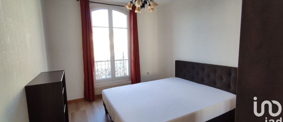 Appartement 3 pièces de 50 m² à Clamart (92140)