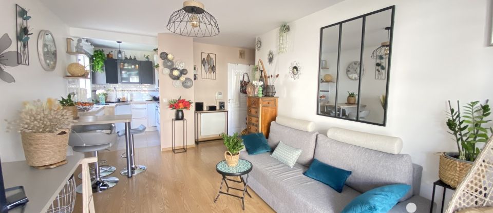 Apartment 2 rooms of 44 m² in Le Plessis-Trévise (94420)