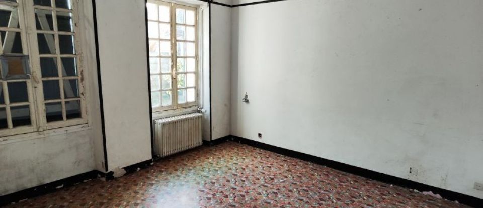 Maison 8 pièces de 168 m² à Beaune-la-Rolande (45340)