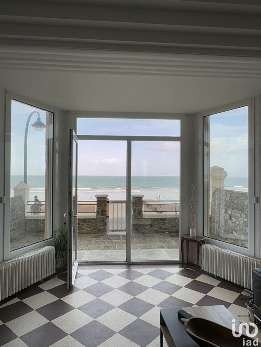 House 8 rooms of 194 m² in Saint-Malo (35400)