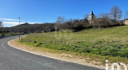 Land of 1,958 m² in Lacropte (24380)