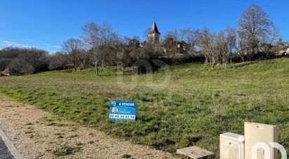 Land of 1,958 m² in Lacropte (24380)
