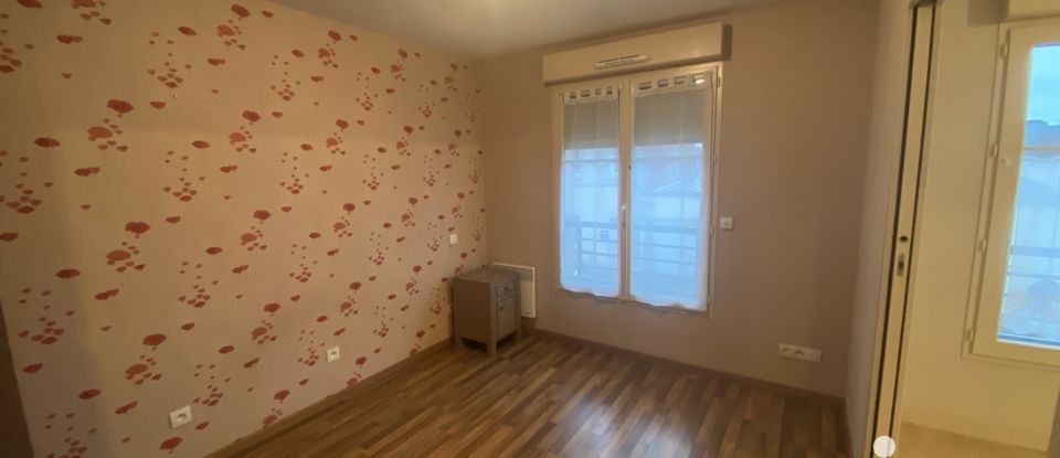 Apartment 2 rooms of 44 m² in Albert (80300)