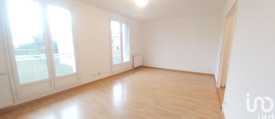Appartement 4 pièces de 84 m² à Lorette (42420)